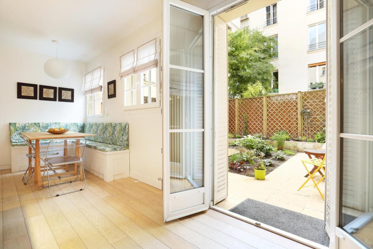 Apartment Champs Elysees By Studio Prestige Paris Exteriör bild