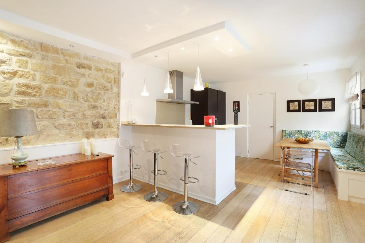 Apartment Champs Elysees By Studio Prestige Paris Exteriör bild