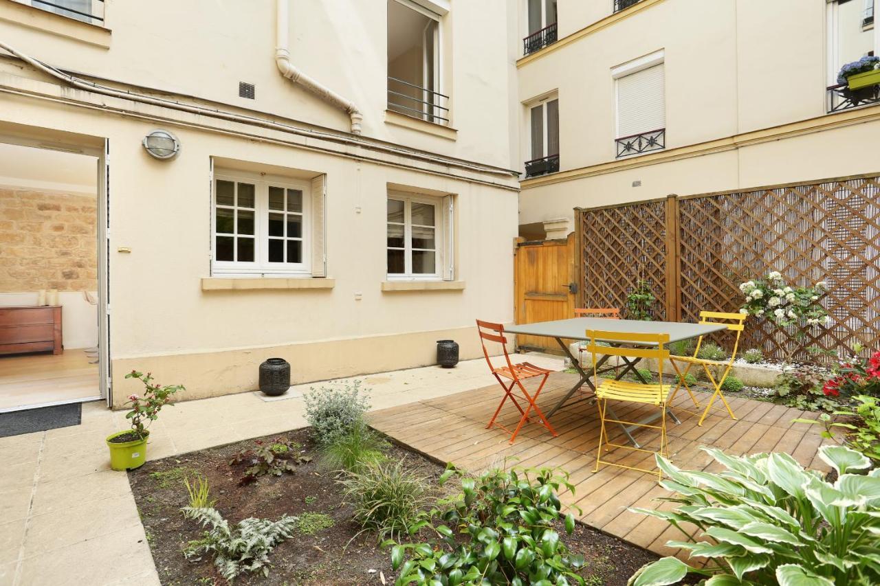 Apartment Champs Elysees By Studio Prestige Paris Exteriör bild