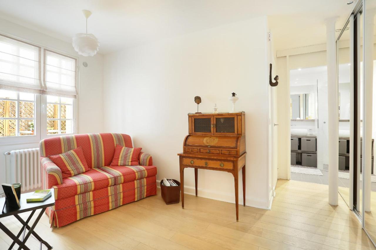 Apartment Champs Elysees By Studio Prestige Paris Exteriör bild