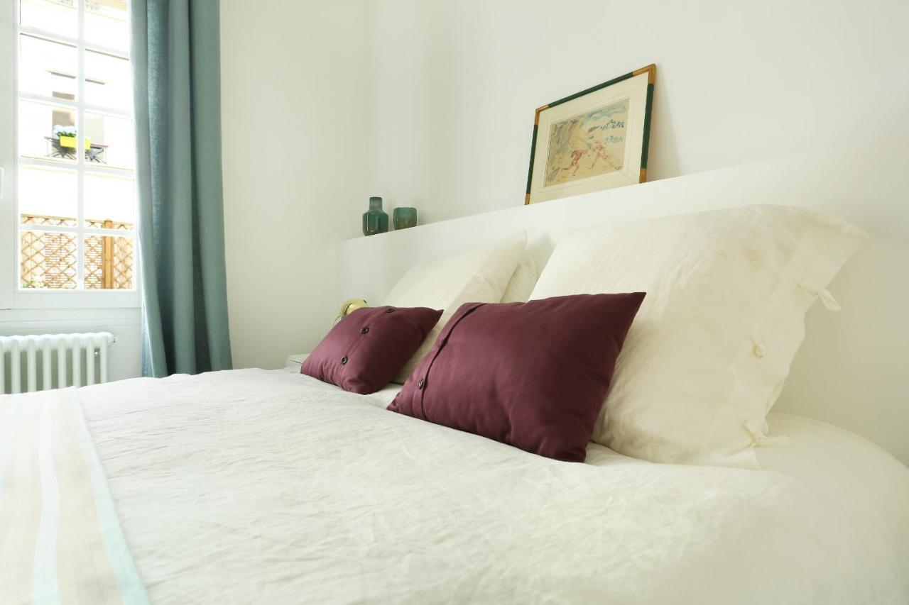 Apartment Champs Elysees By Studio Prestige Paris Exteriör bild