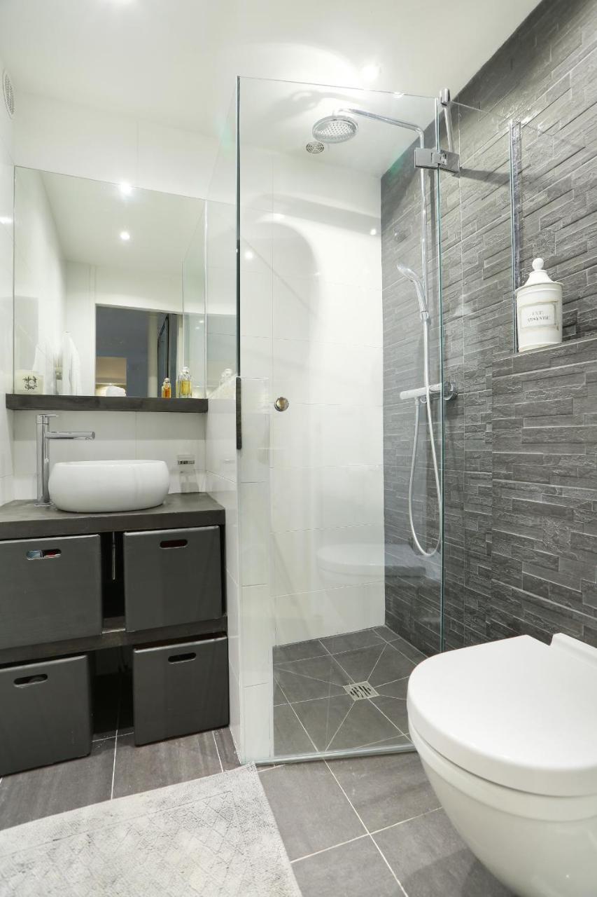 Apartment Champs Elysees By Studio Prestige Paris Exteriör bild
